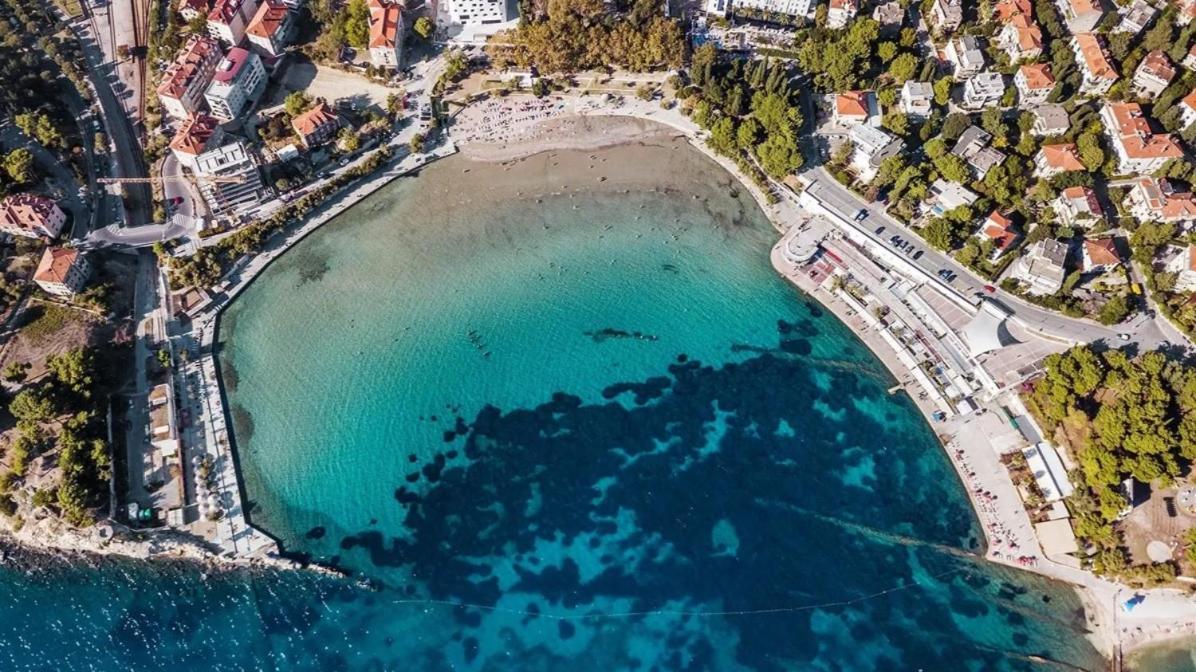 Specious And Newly Decorated At Bacvice Beach Split Exterior foto